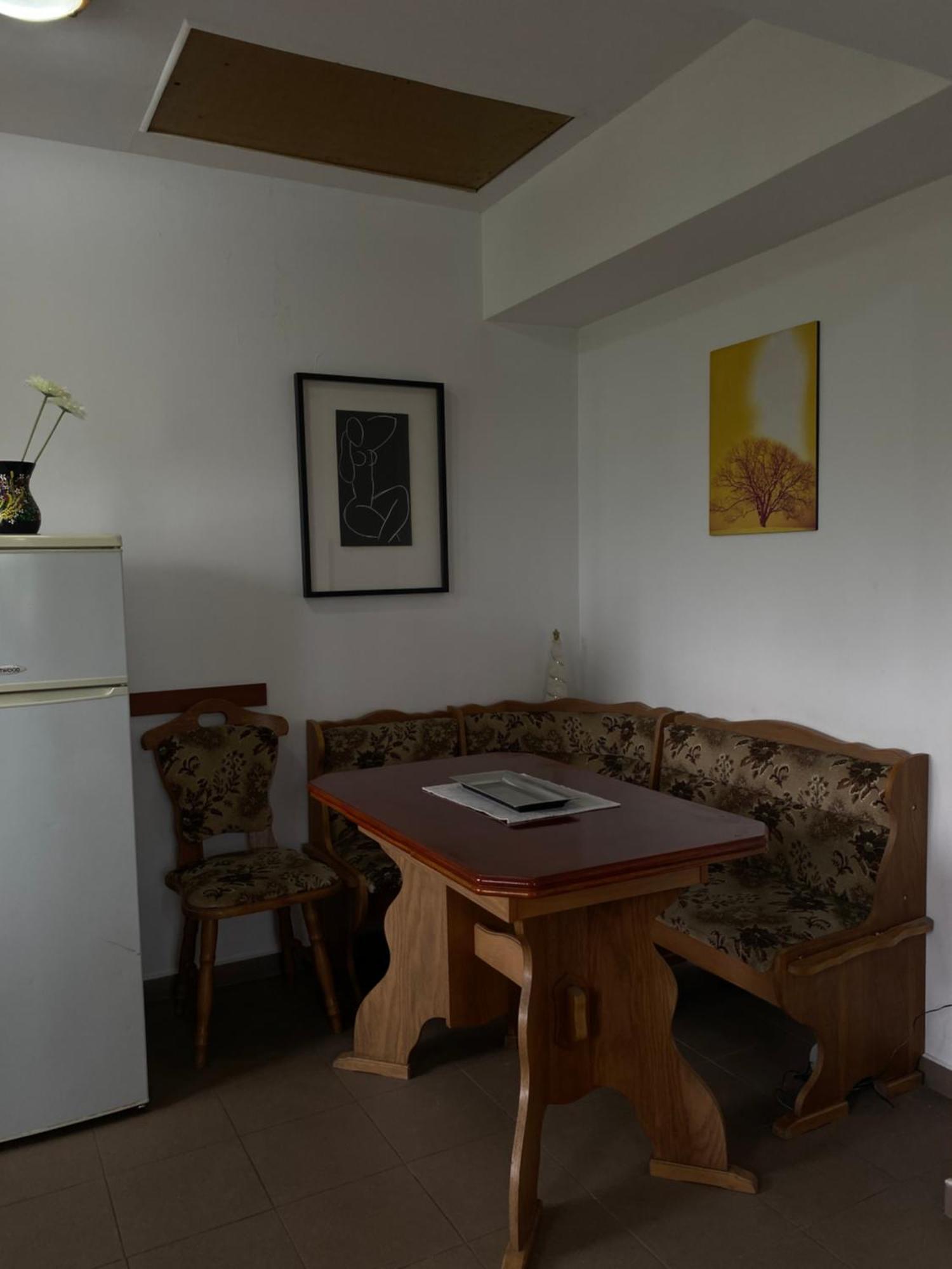 Ferienwohnung Quiet Garden Ground Floor Bukarest Exterior foto