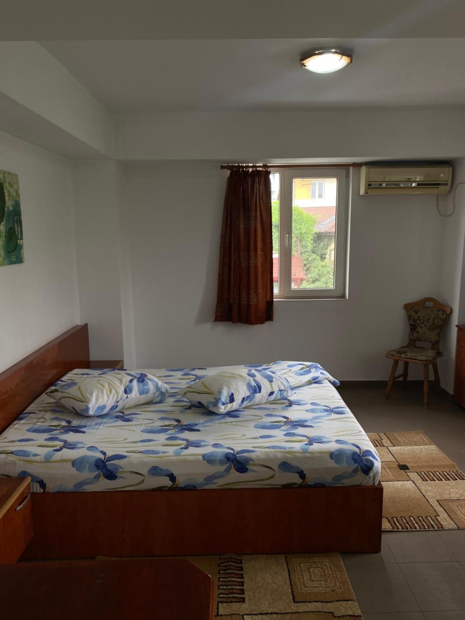 Ferienwohnung Quiet Garden Ground Floor Bukarest Exterior foto